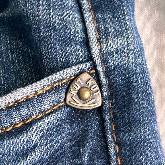 Kut from the Kloth Raw Hem Cropped Straight Leg Jeans - Picture 11 of 16